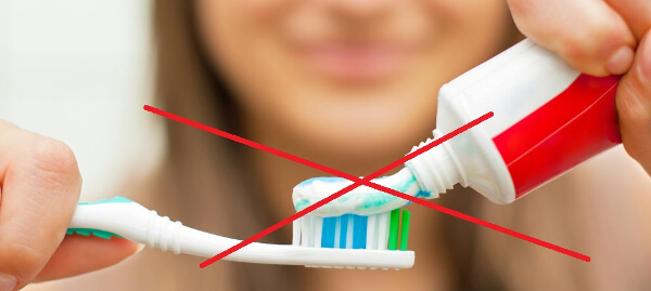 No lavarse los dientes
